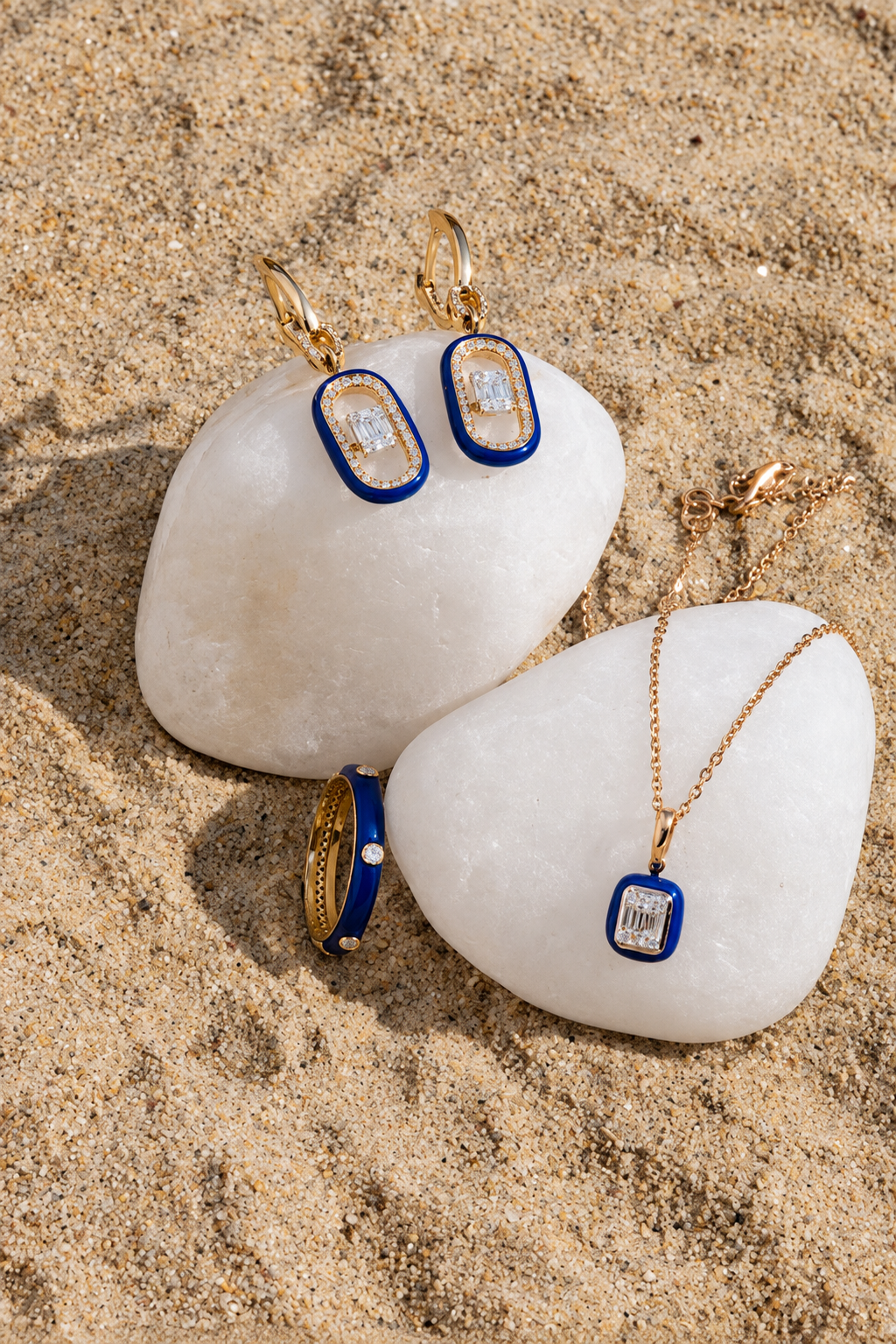 nero blue enamel neckpiece